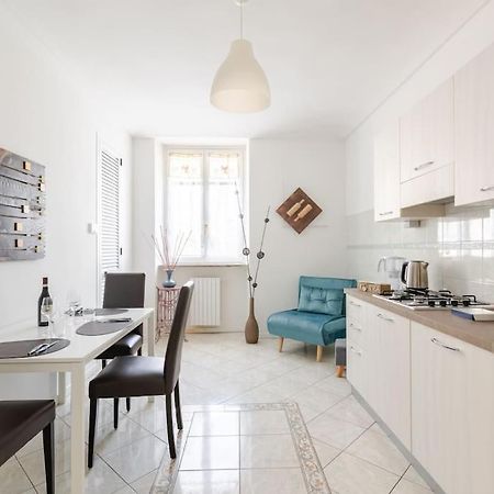 Casa Regina 3, Nel Centro Di Alba!公寓 外观 照片