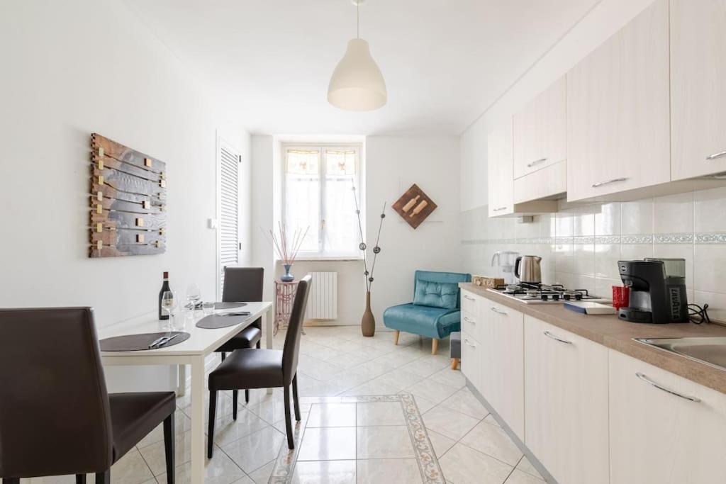 Casa Regina 3, Nel Centro Di Alba!公寓 外观 照片