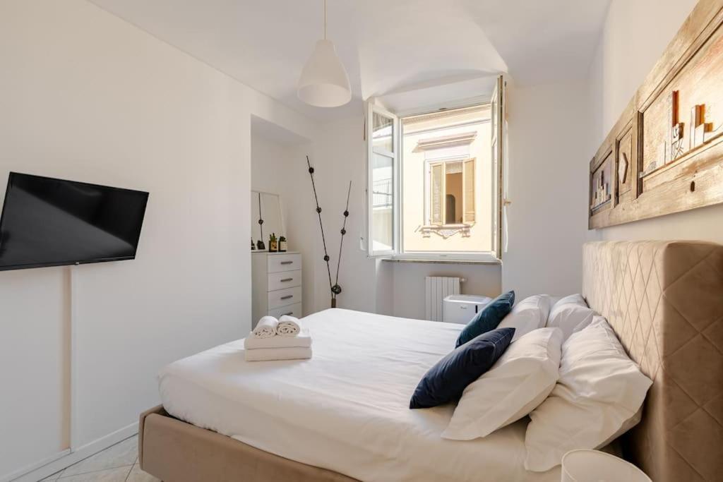 Casa Regina 3, Nel Centro Di Alba!公寓 外观 照片